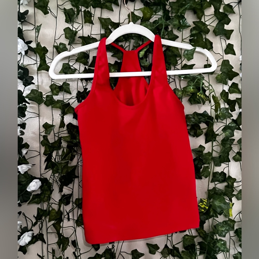 RED TANK TOP